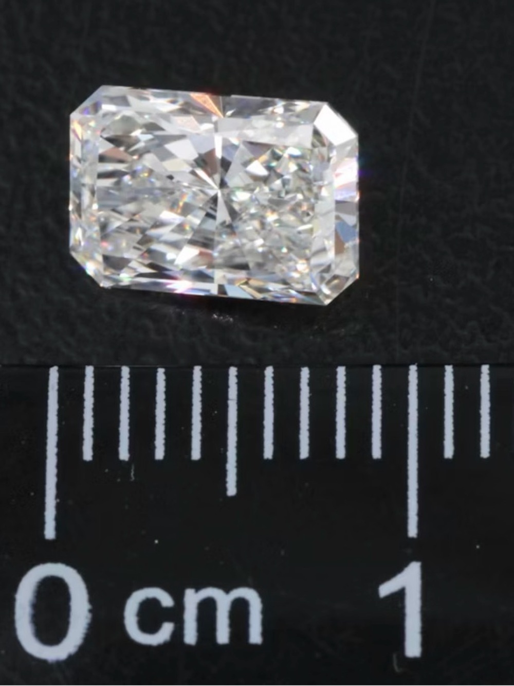 Brilliant Radiant-Cut White Gemstone for Women Jewelry